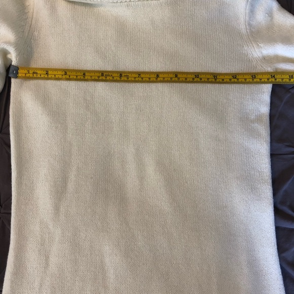 H&M basic cream sweater - Picture 4 of 8